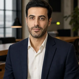 Omar, Stavatar executive assistant